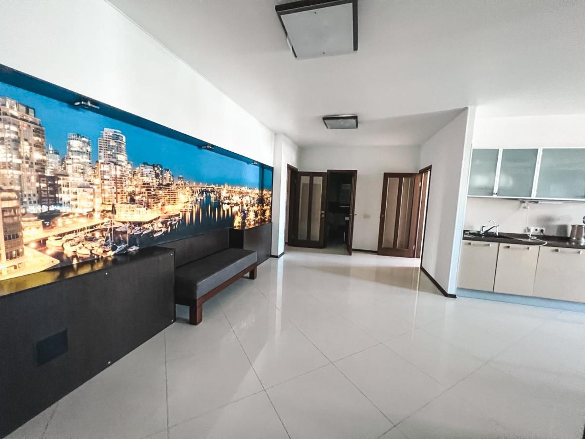 Cozy Apartments On The Left Bank Kiev Exterior foto