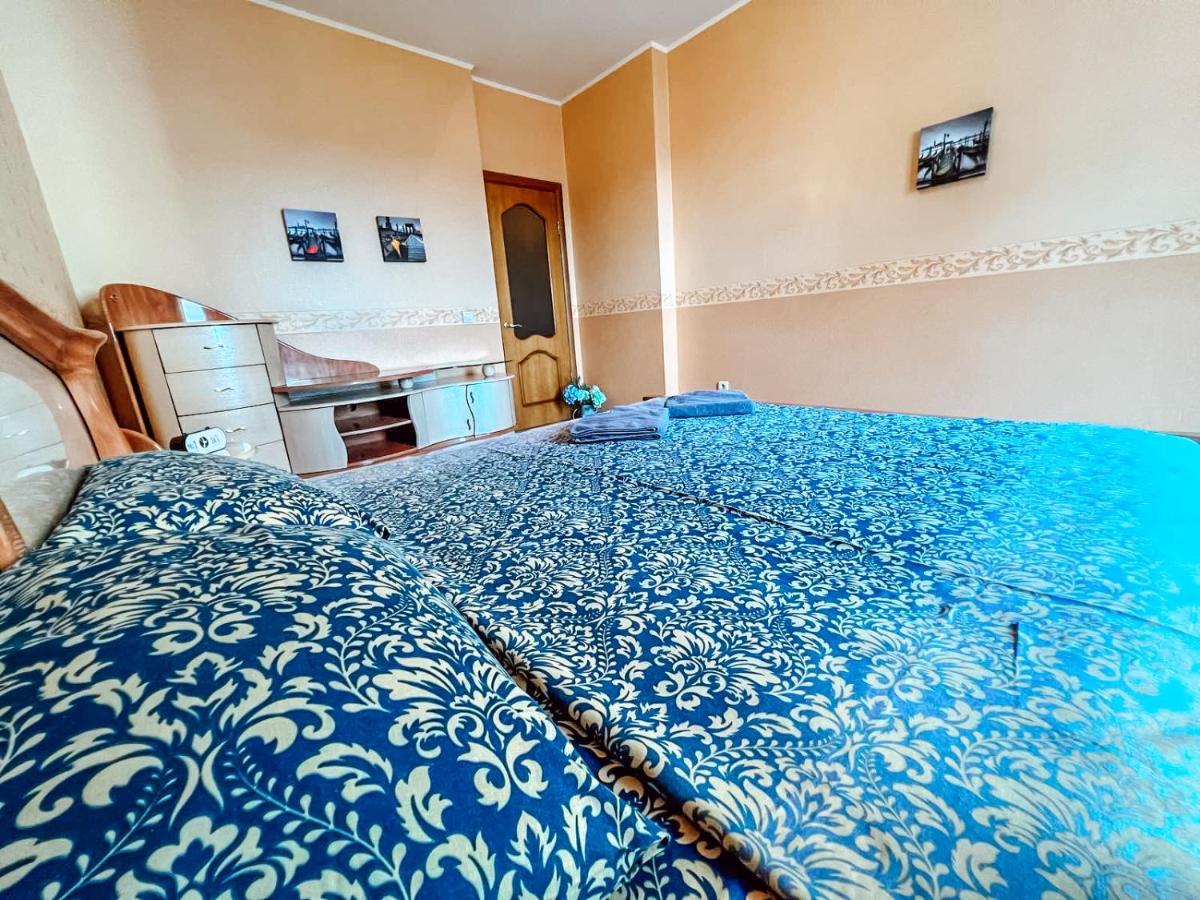 Cozy Apartments On The Left Bank Kiev Exterior foto